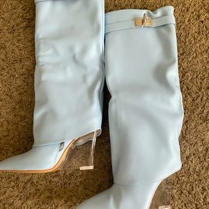 Ice blue Shane Justin shark lock boots